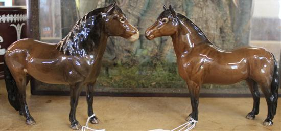 Beswick Highland horse, 1 black Beswick horse